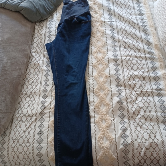 Maternity Jeans - Picture 2 of 3